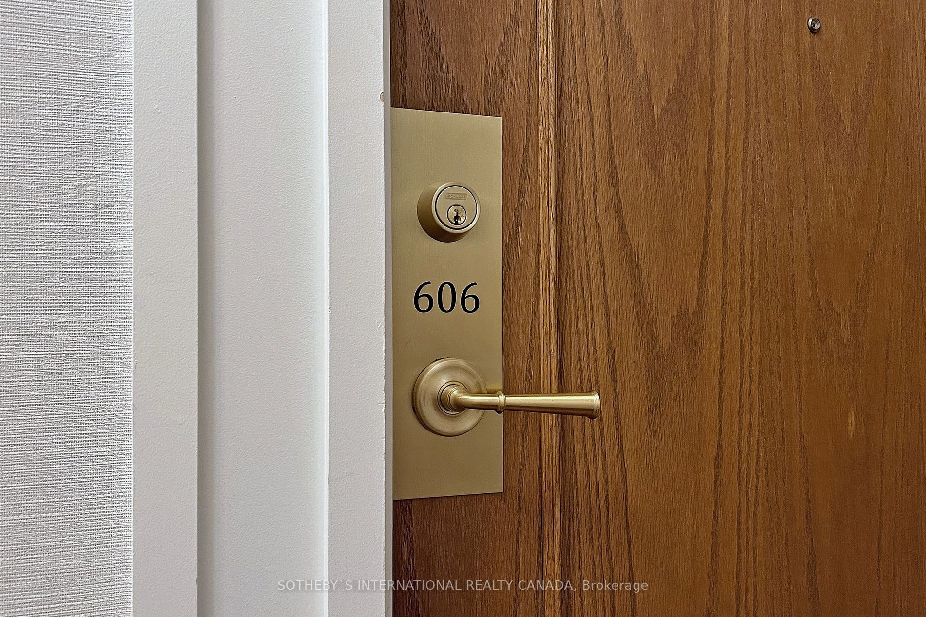 120 Lombard Street, #606