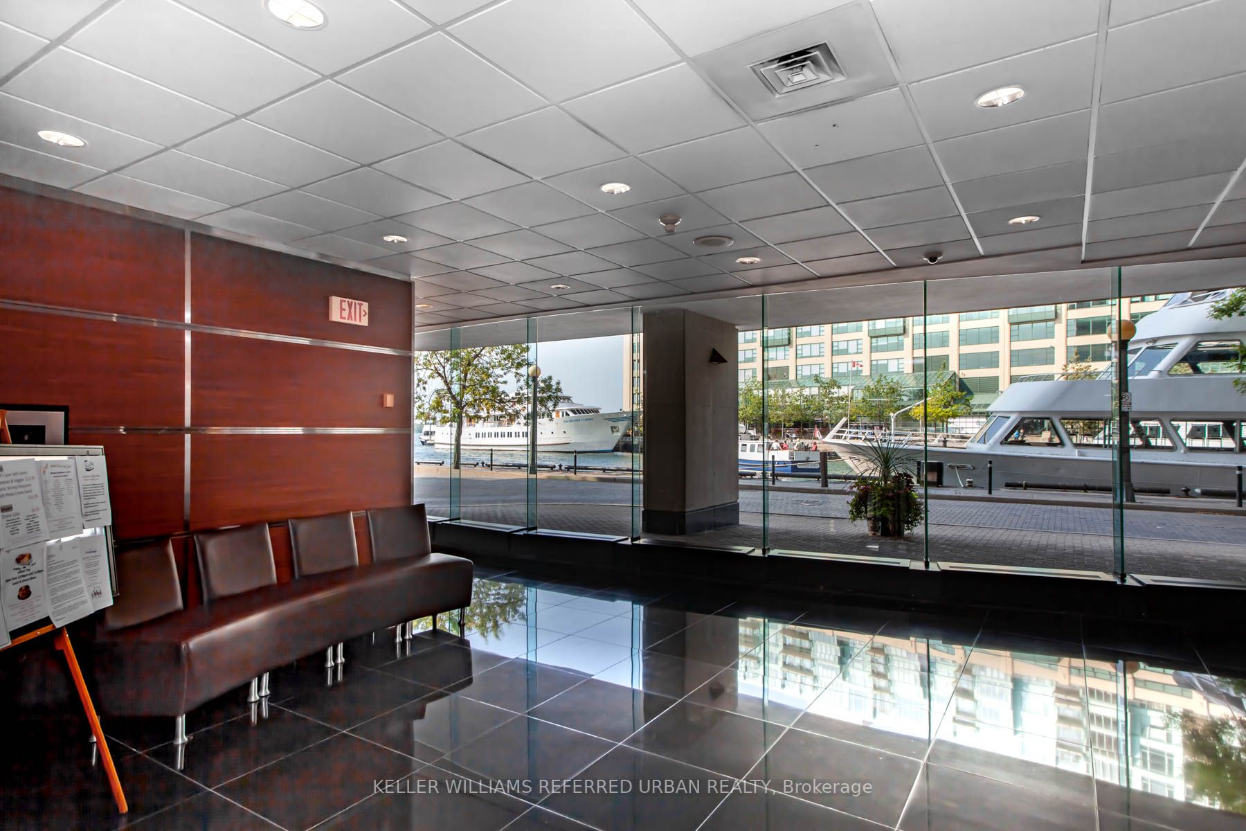 99 Harbour Sq, #3303