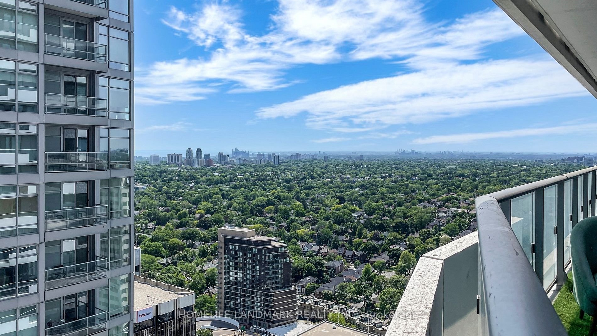 2221 Yonge Street, #3304