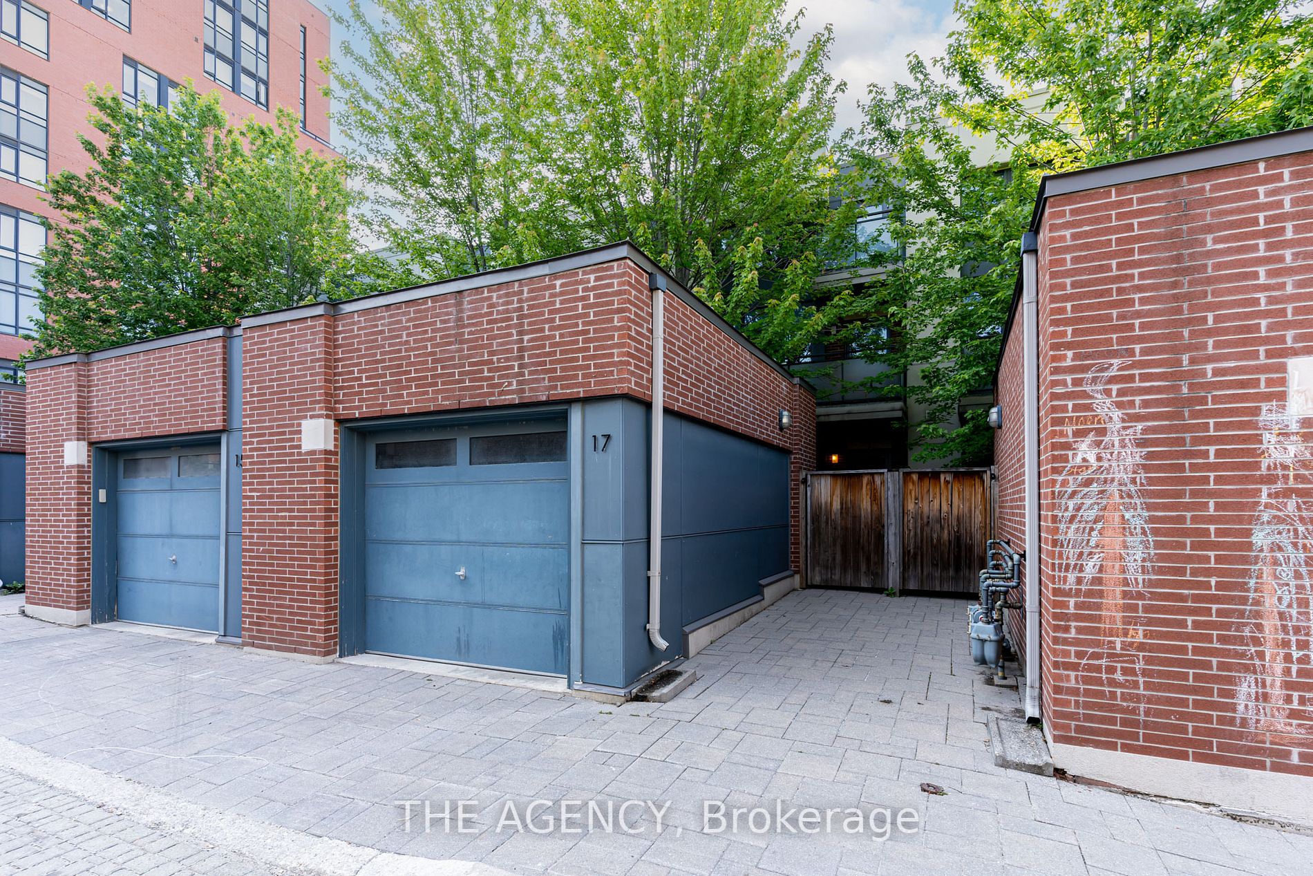 17 Oak St, #6