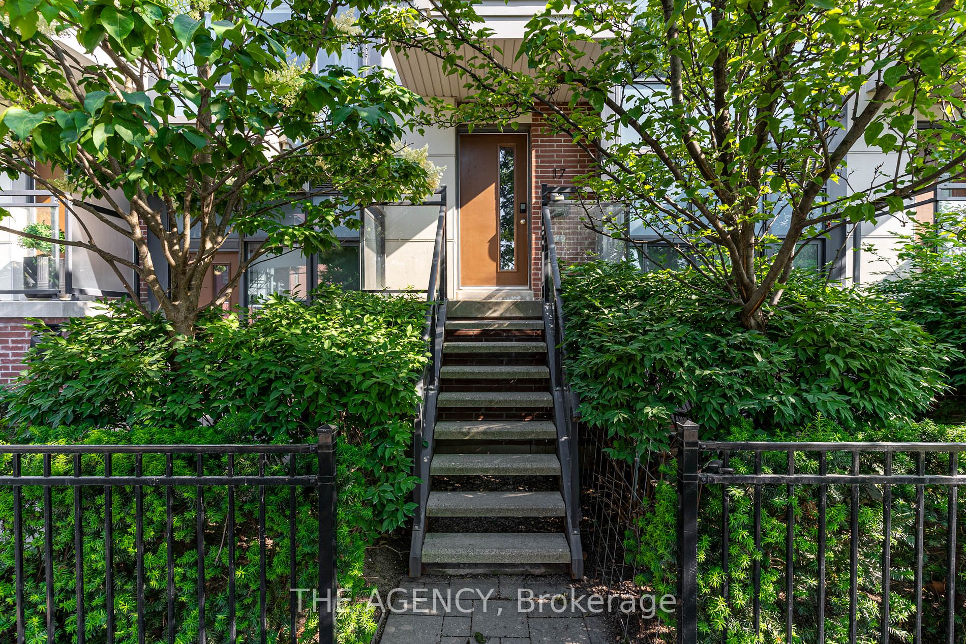 17 Oak St, #6