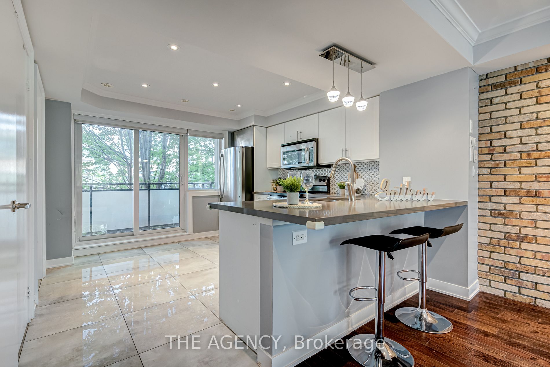 17 Oak St, #6