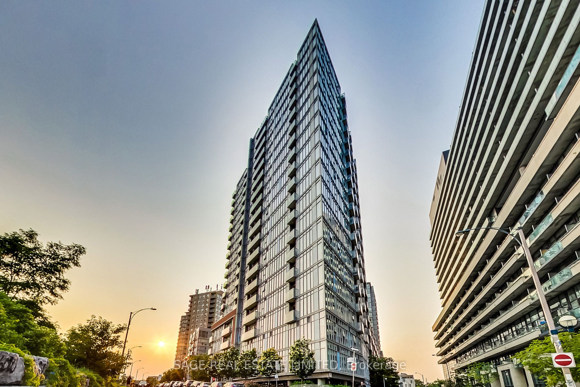 150 Sudbury St, #824