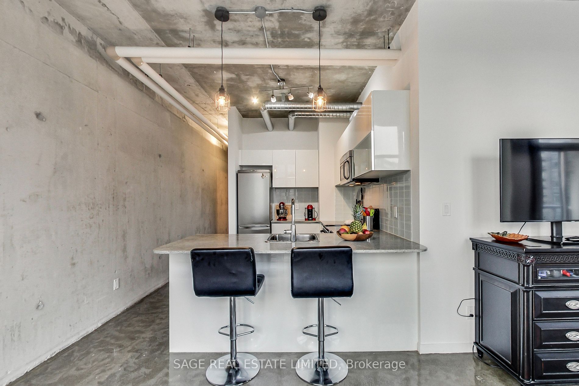 150 Sudbury St, #824