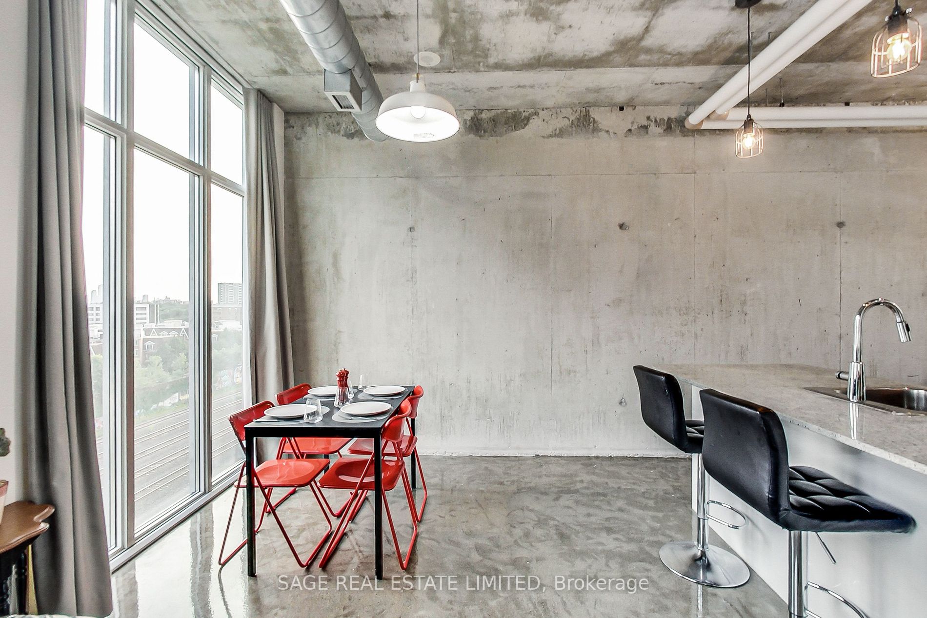 150 Sudbury St, #824