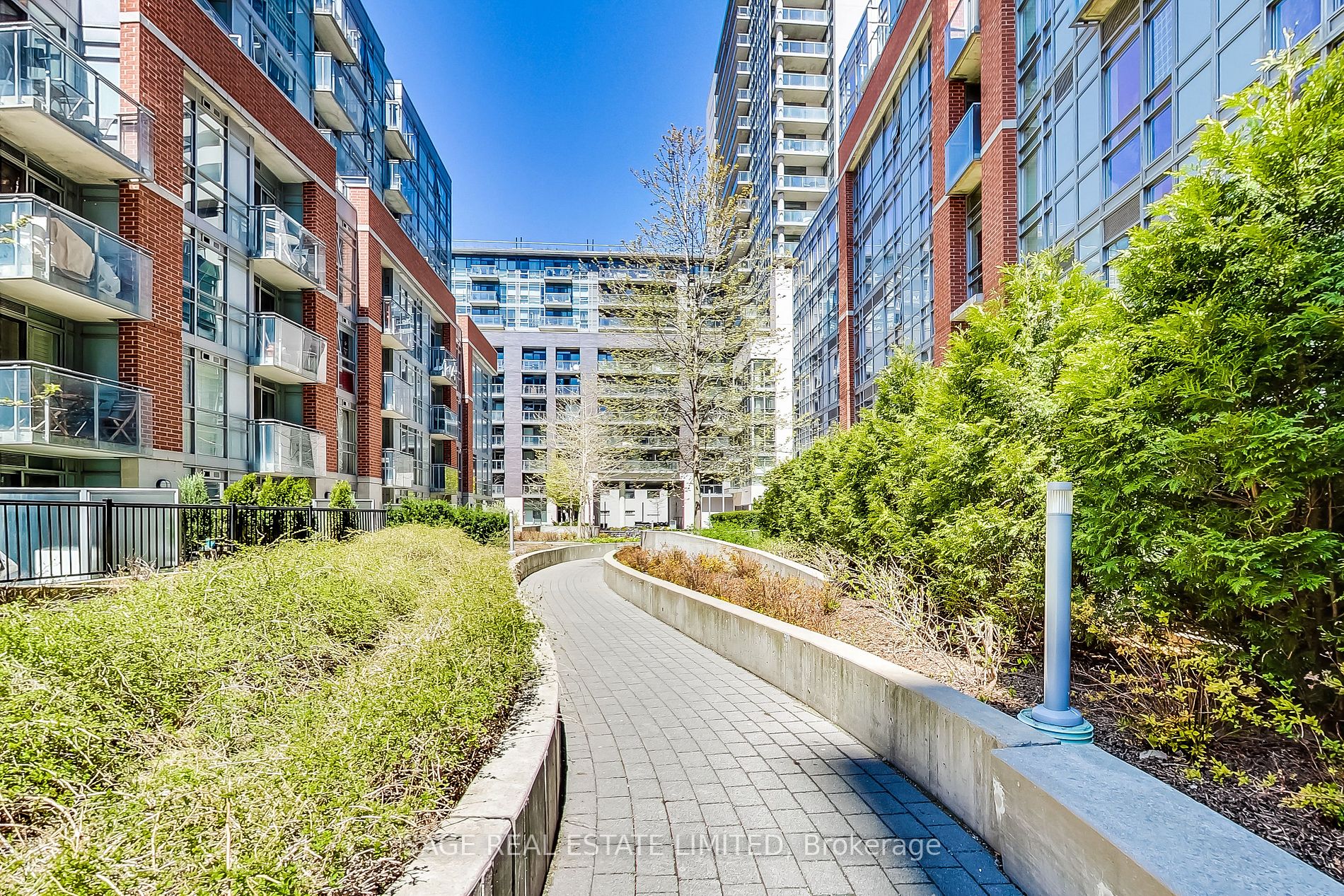 150 Sudbury St, #824