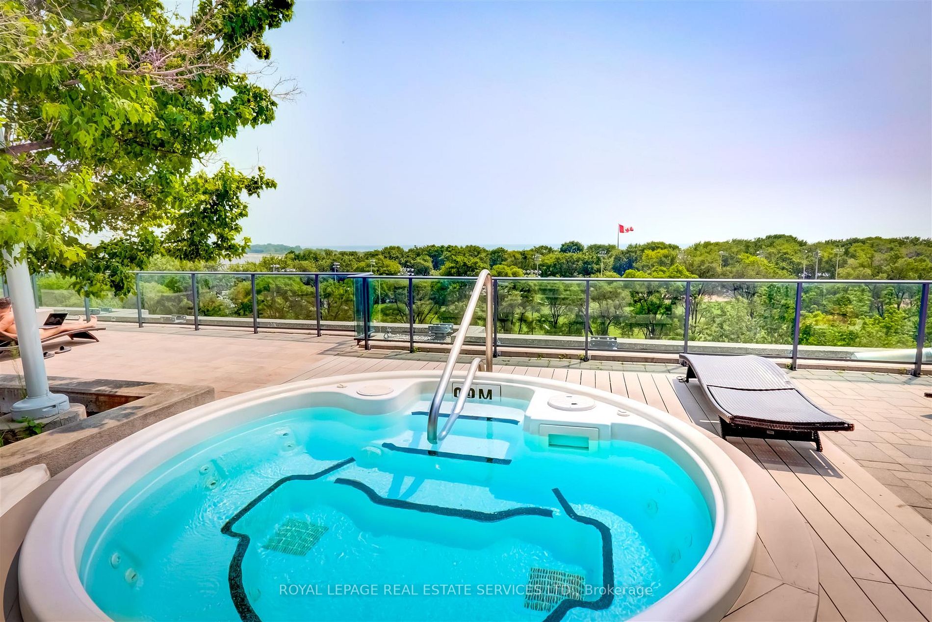 215 Fort York Blvd, #1303