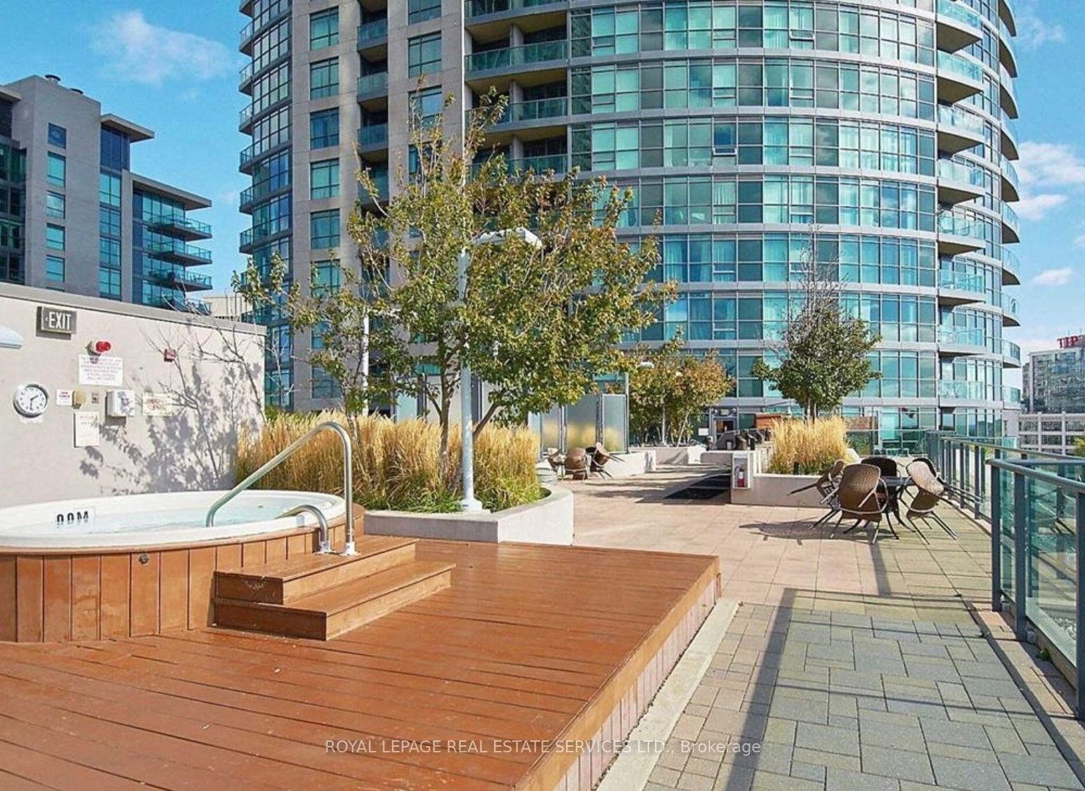 215 Fort York Blvd, #1303