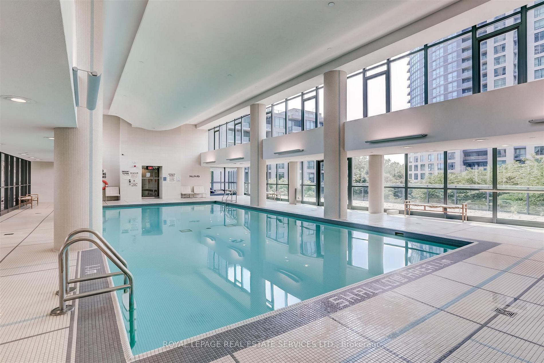 215 Fort York Blvd, #1303