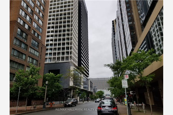 20 Edward St, Toronto