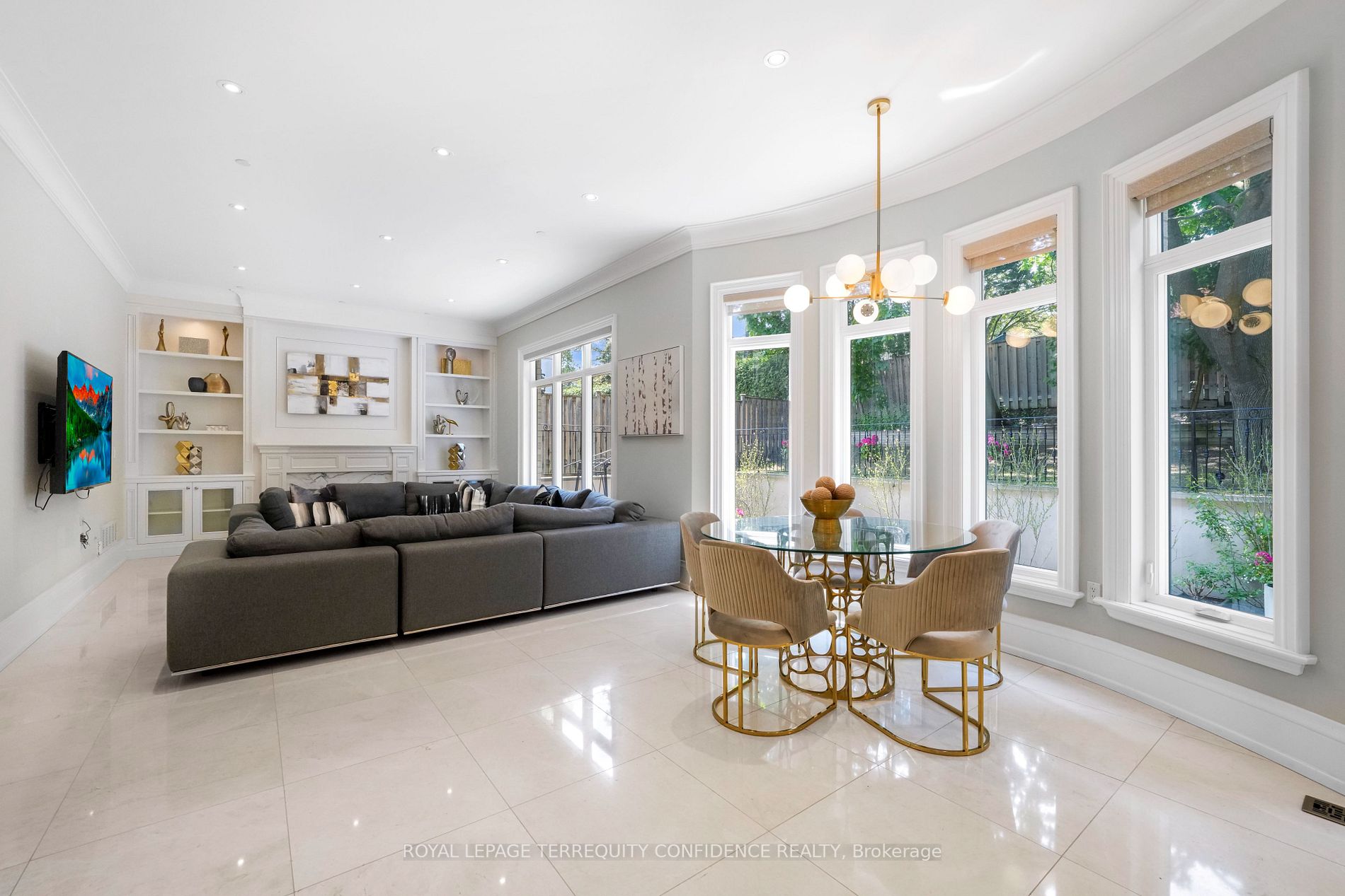18 Viamede Crescent