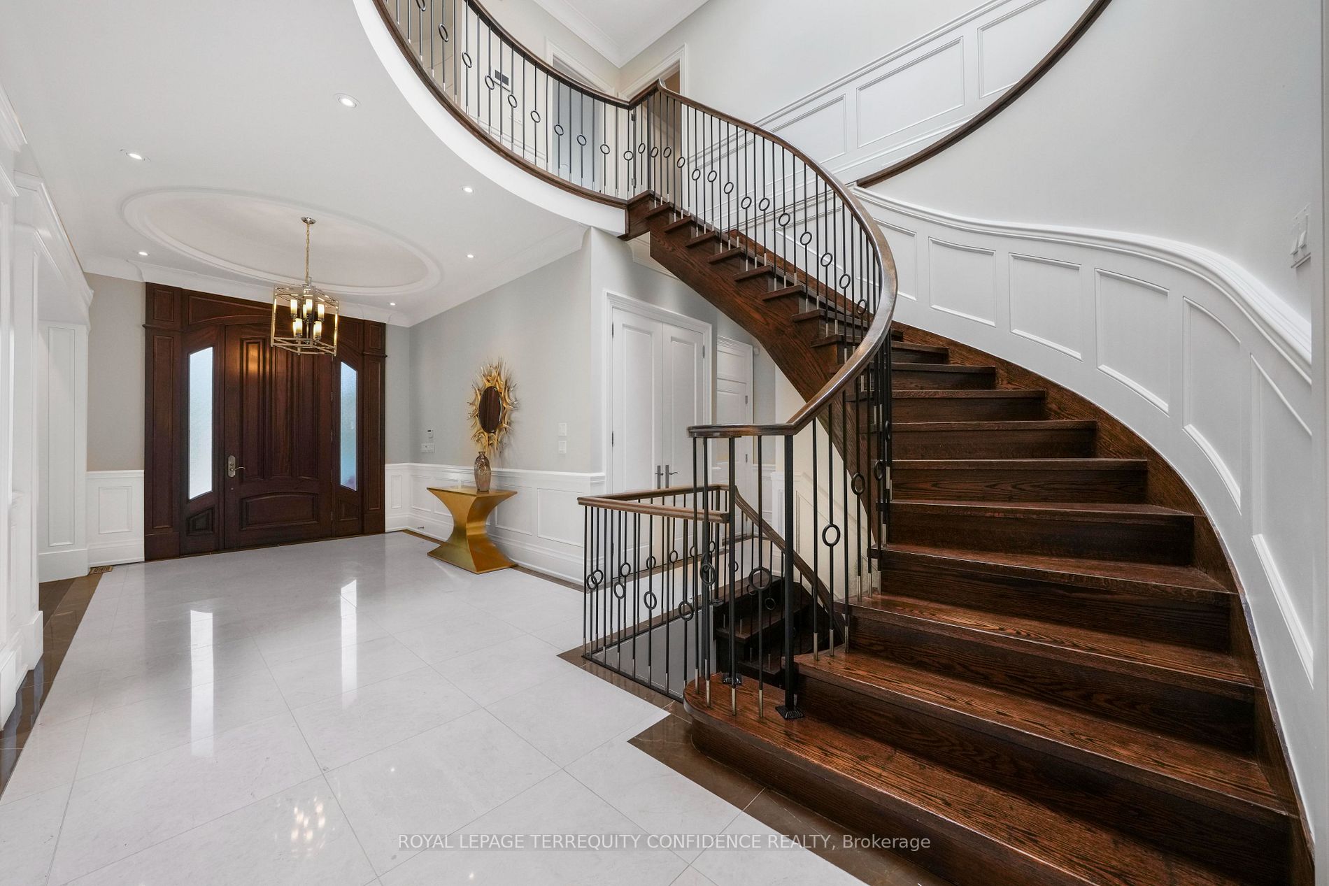 18 Viamede Crescent