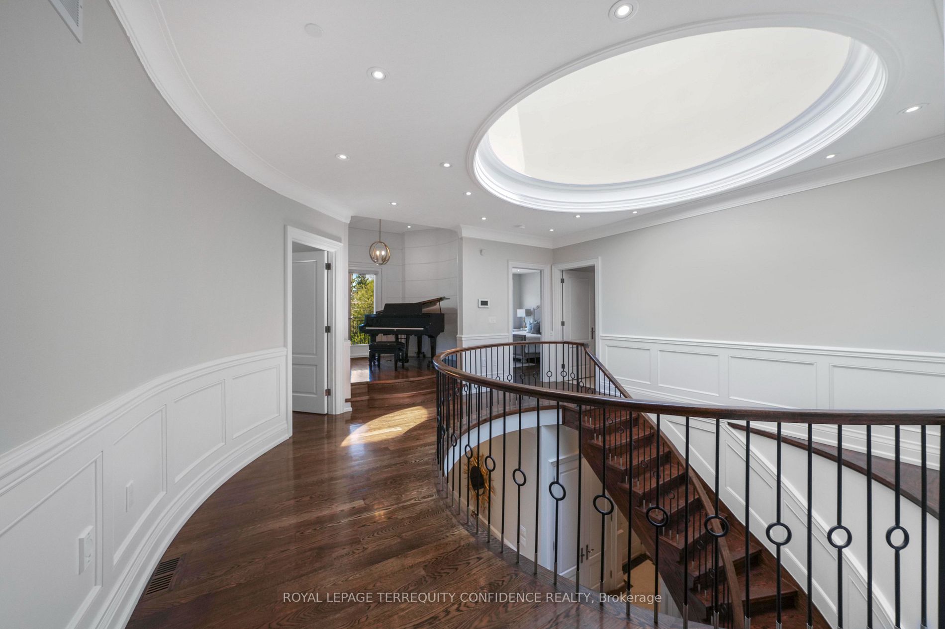 18 Viamede Crescent
