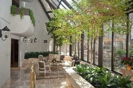 342 Spadina Road #301