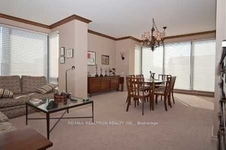 342 Spadina Road #301