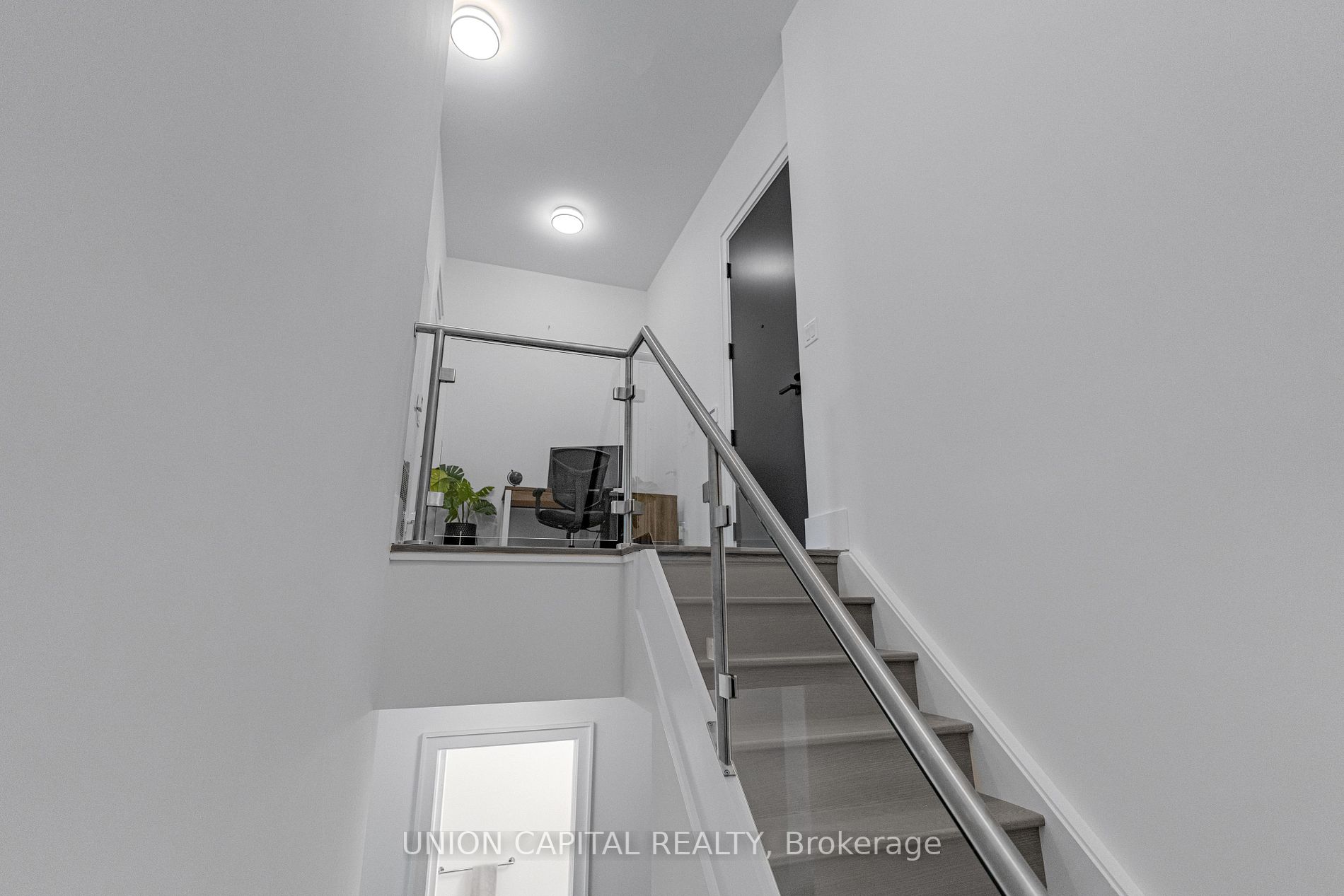 25 Adra Grado Way, #112