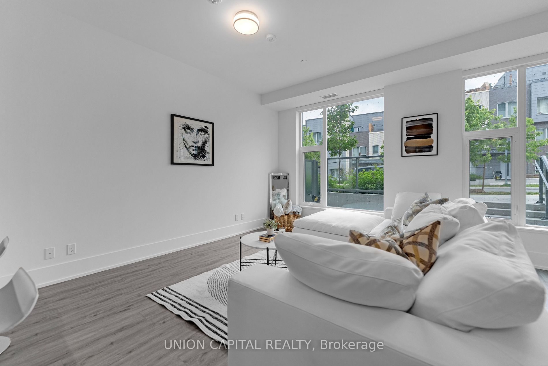 25 Adra Grado Way, #112