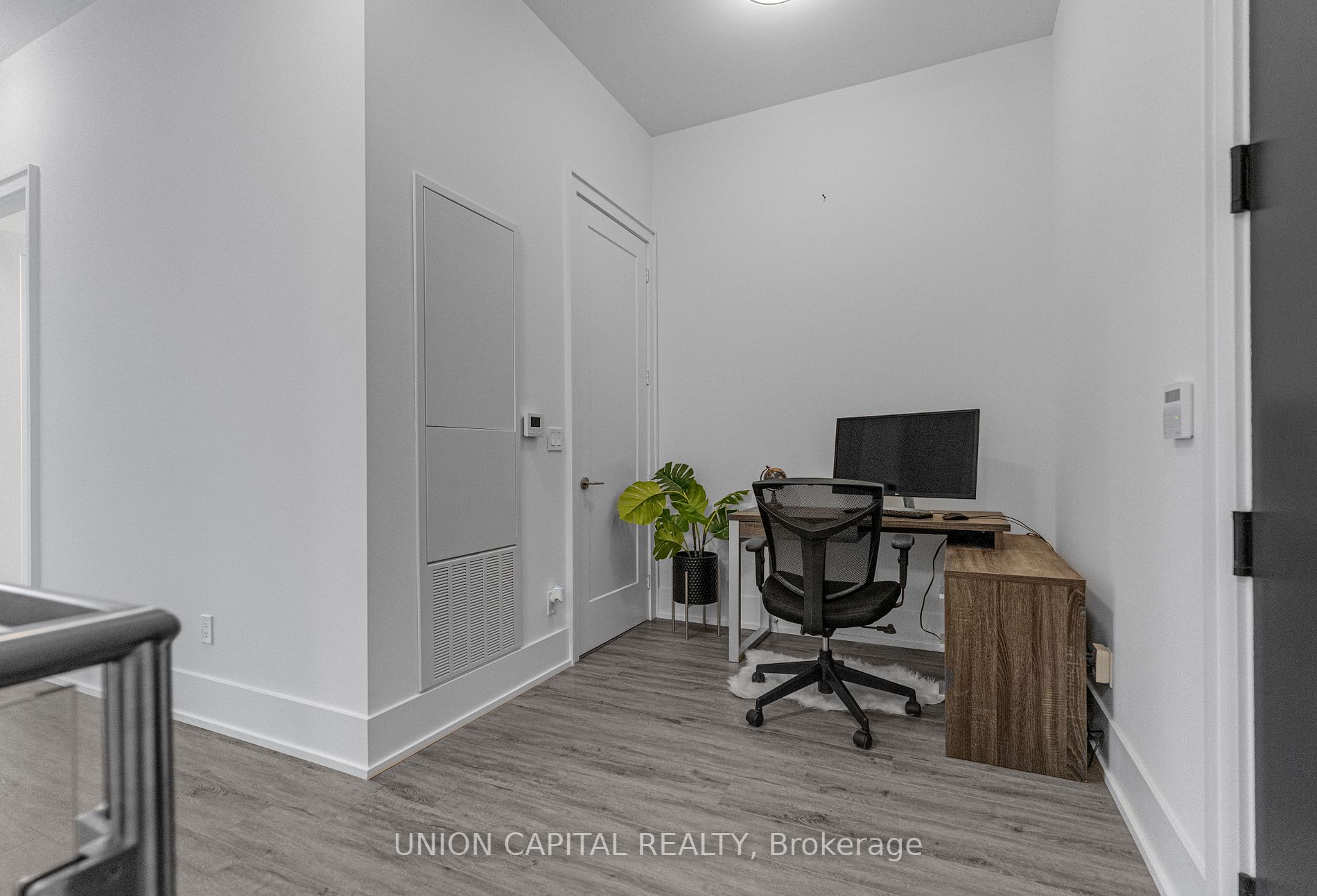25 Adra Grado Way, #112