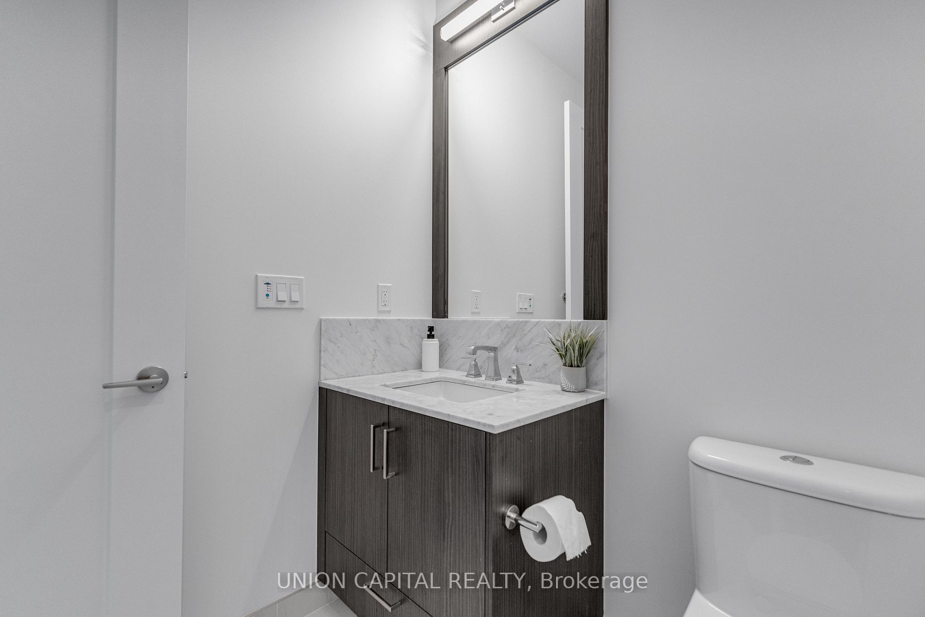 25 Adra Grado Way, #112