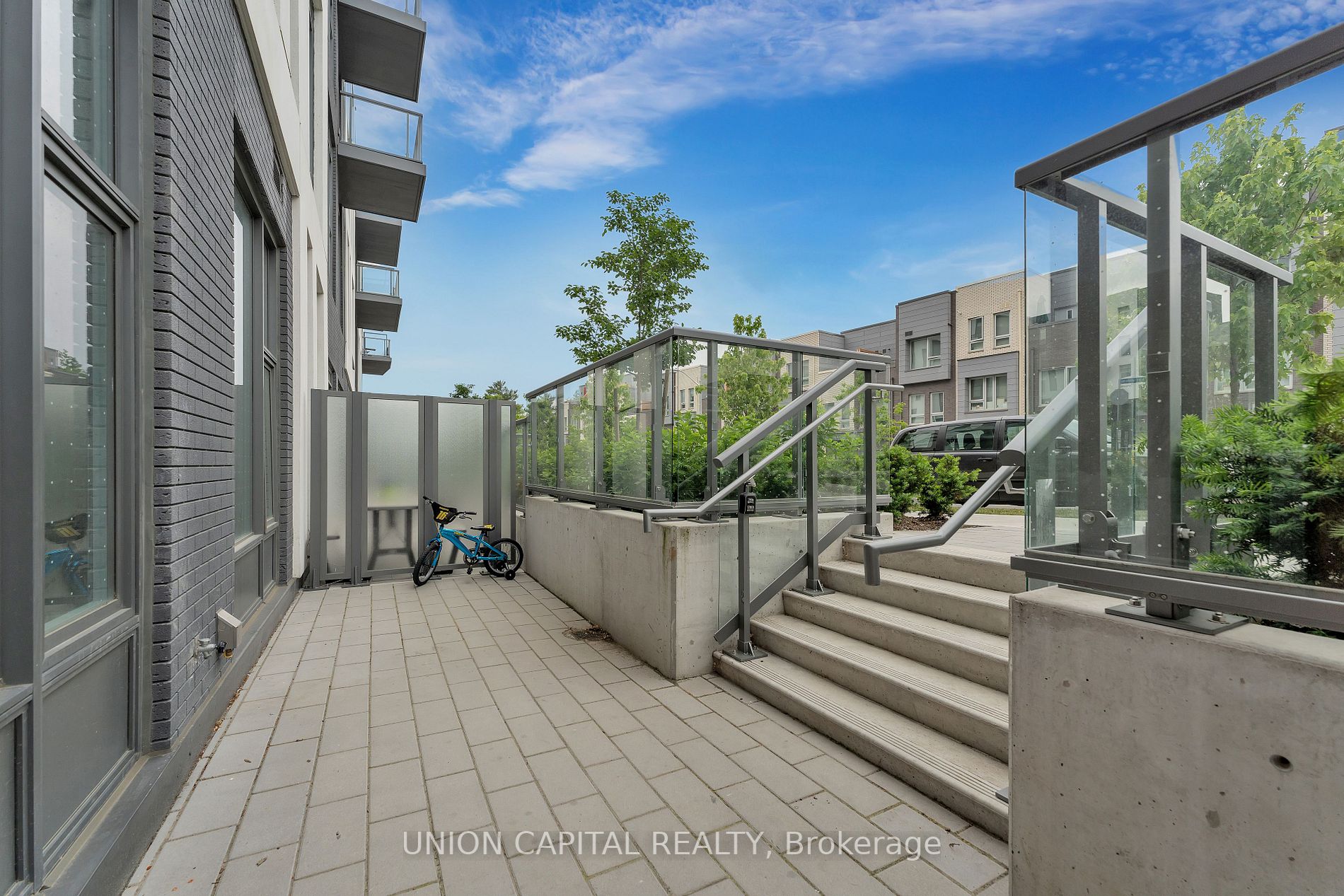 25 Adra Grado Way, #112
