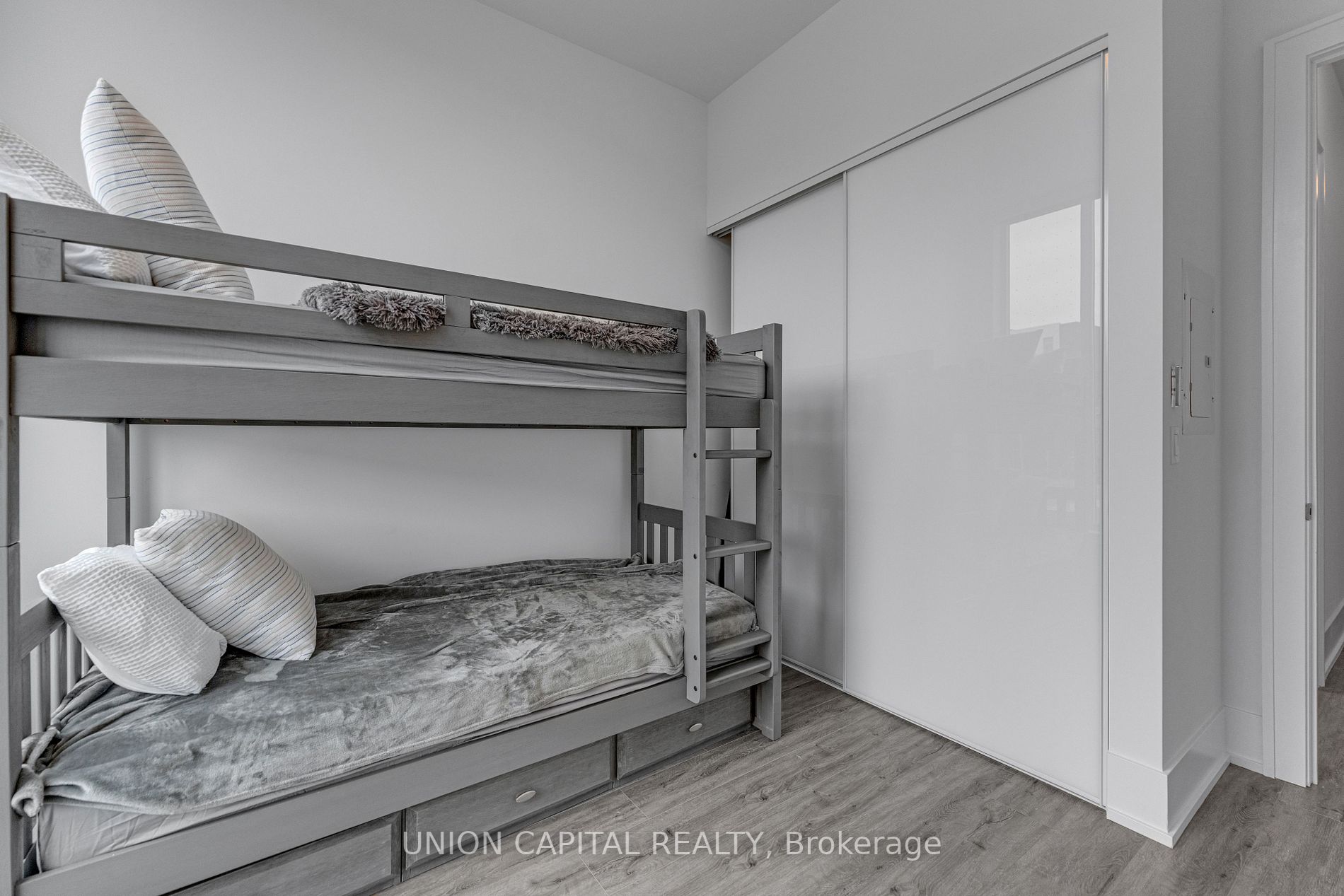 25 Adra Grado Way, #112