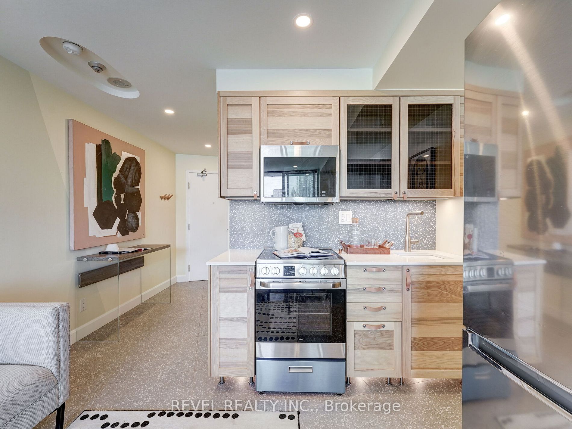 650 Queens Quay W, #1706