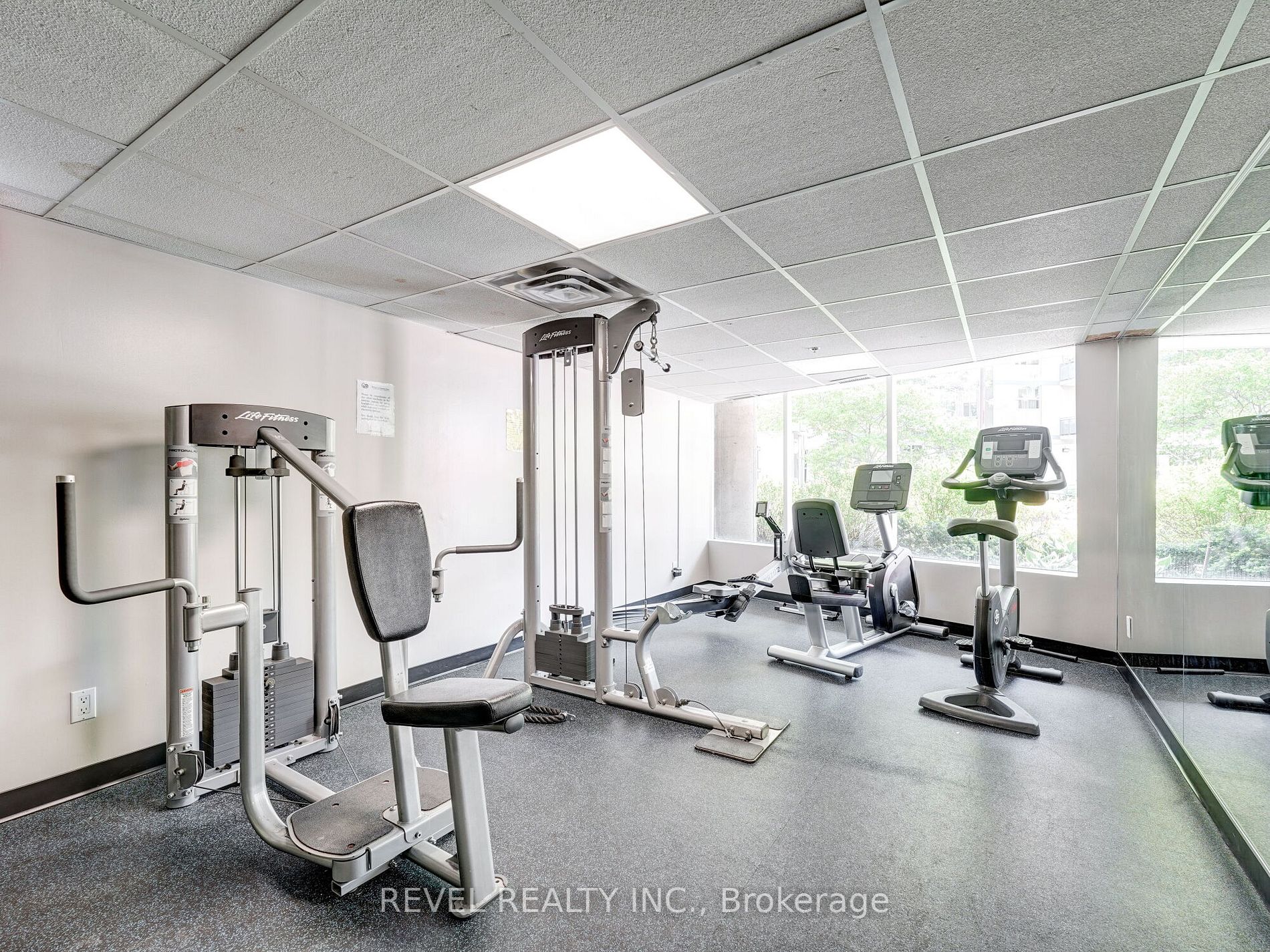 650 Queens Quay W, #1706