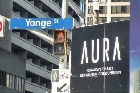 384 Yonge St, #92