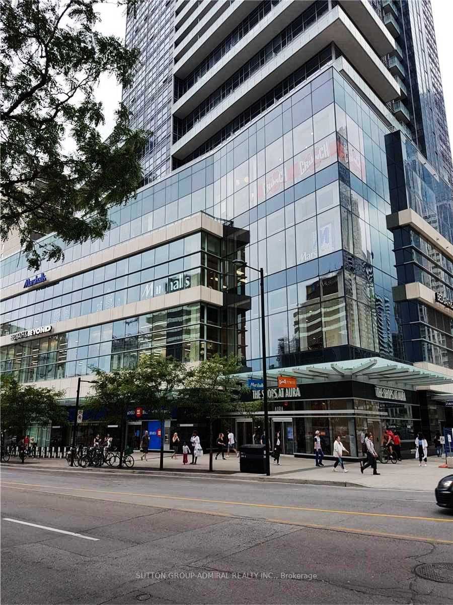 384 Yonge St, #92