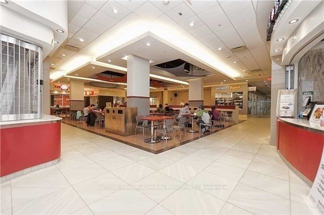 384 Yonge St, #92