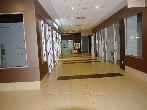 384 Yonge St, #94