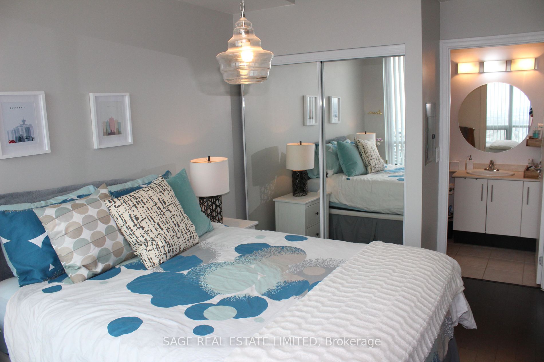 16 Yonge St, #3106