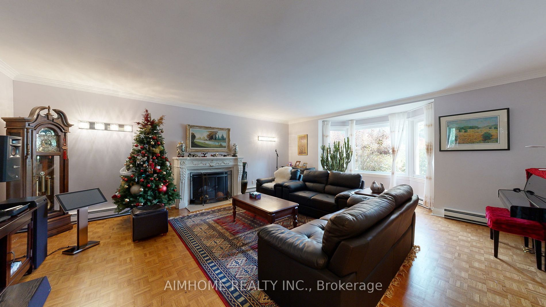 4 Valleyanna Dr