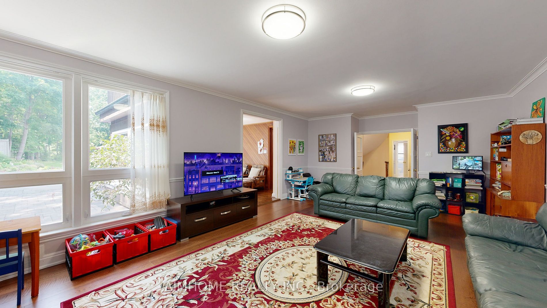 4 Valleyanna Dr