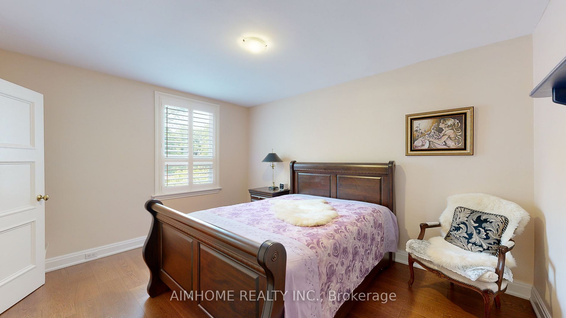 4 Valleyanna Dr