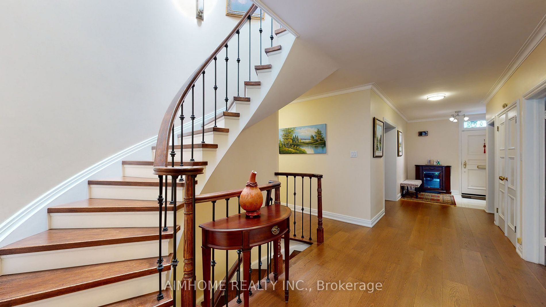 4 Valleyanna Dr