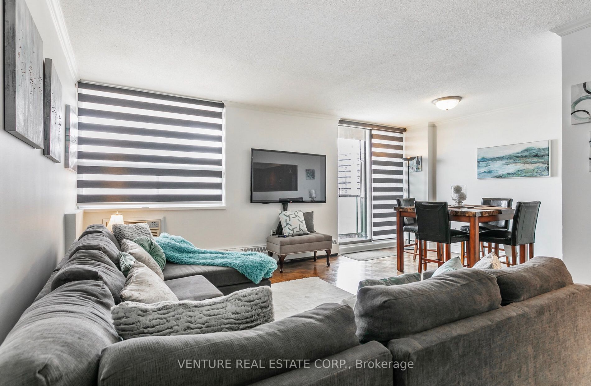 5949 Yonge Street #801