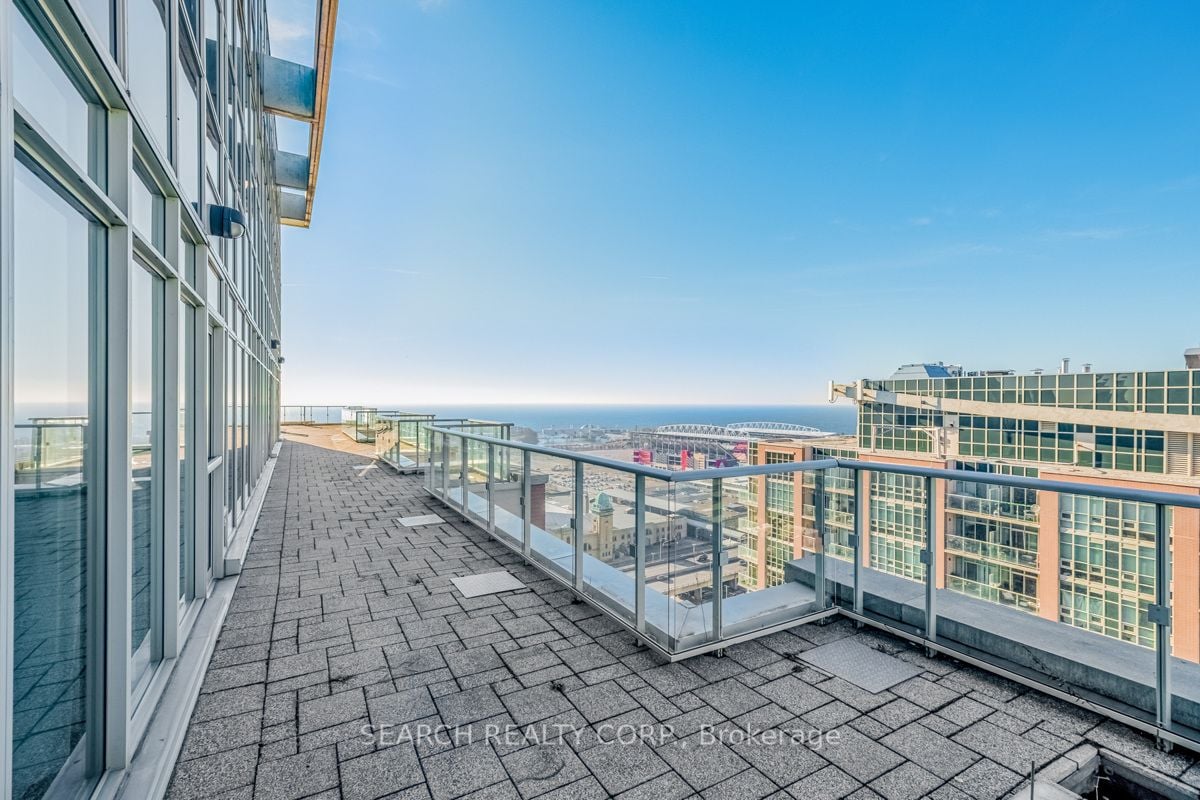 75 East Liberty St, #1801