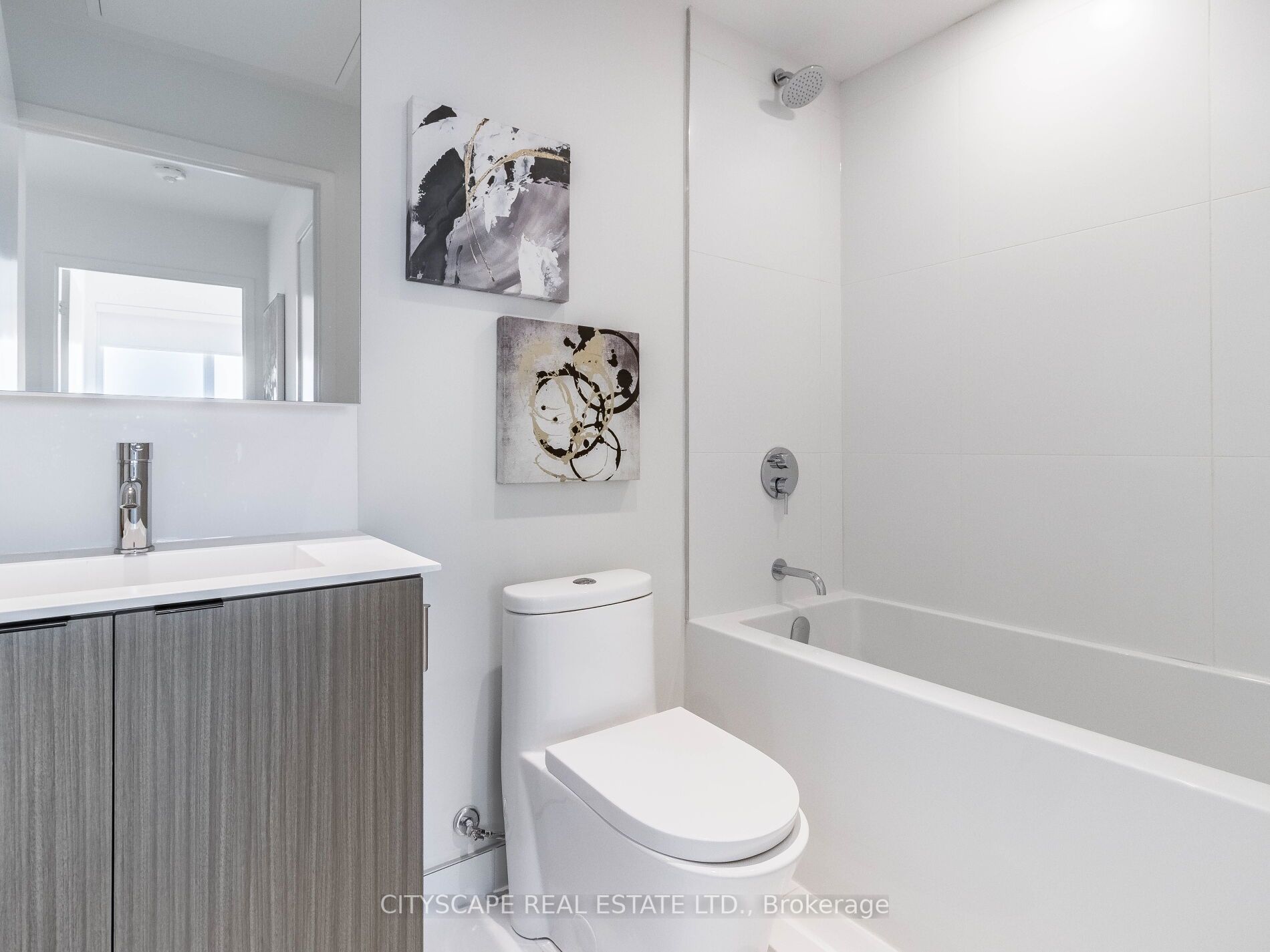 20 Edward St N, #1302