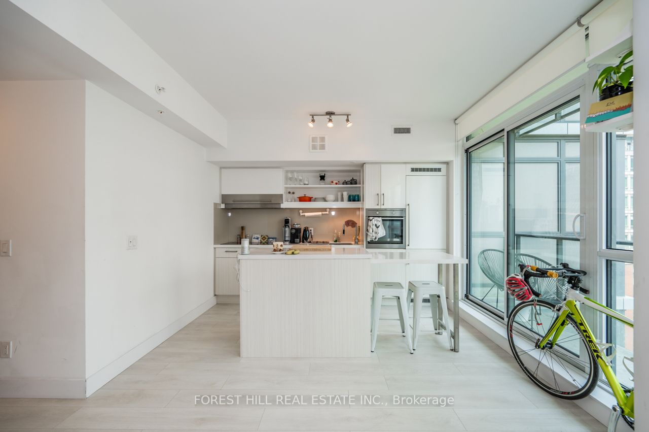 39 Sherbourne St, #1109
