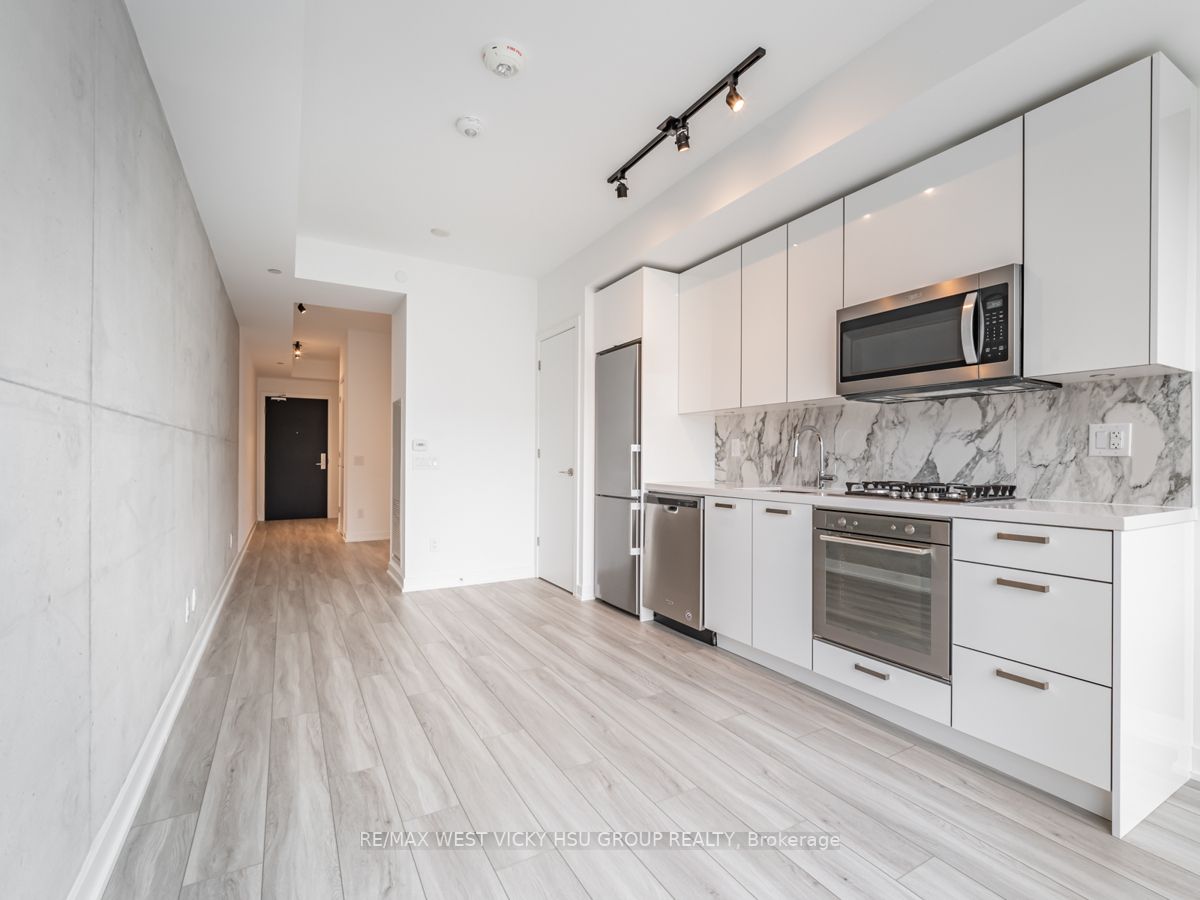 458 Richmond St W, #806