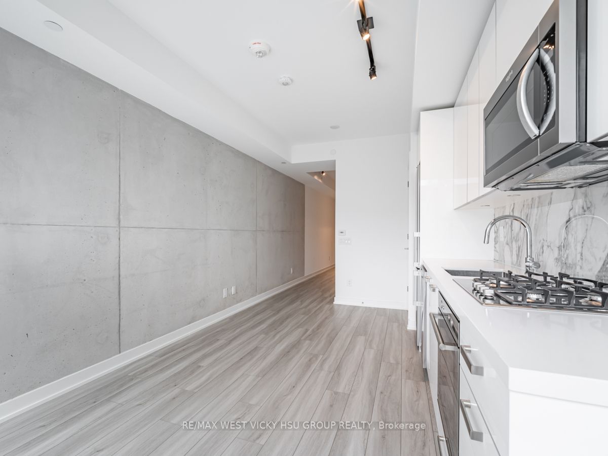 458 Richmond St W, #806