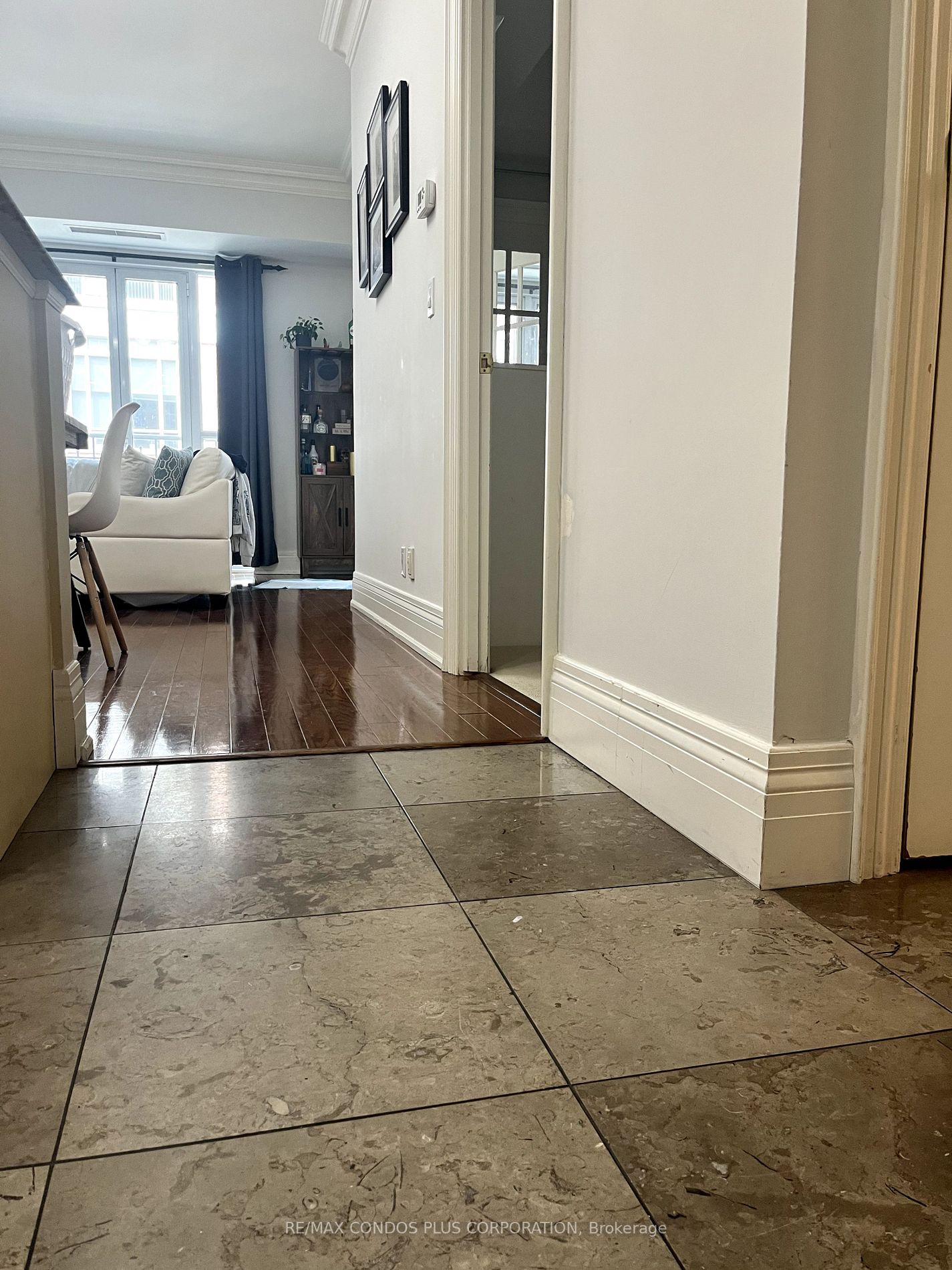 33 Delisle Ave, #904