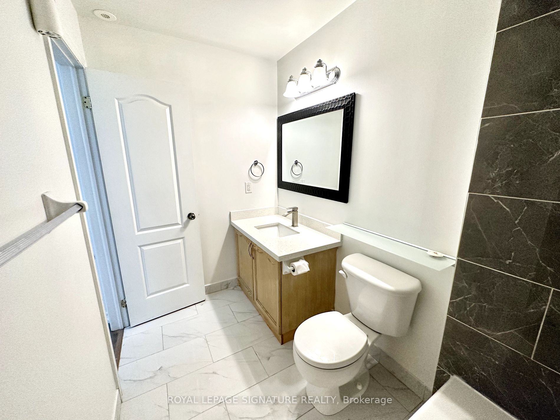1496 Victoria Park Ave, #119