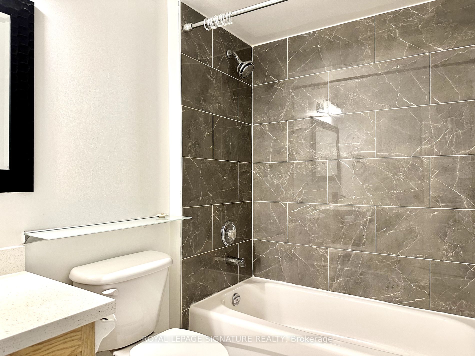 1496 Victoria Park Ave, #119