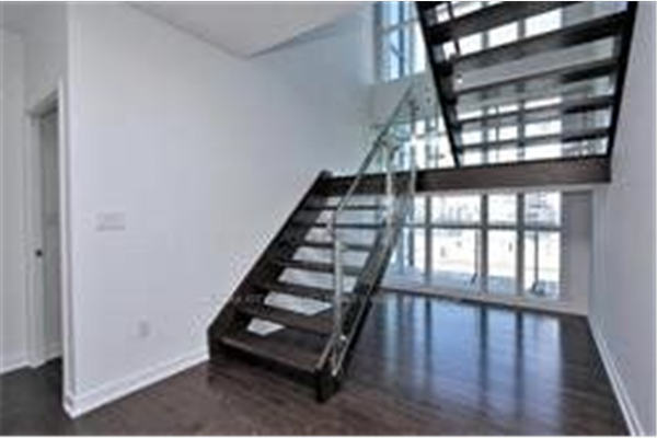 21 Iceboat Terr, Toronto