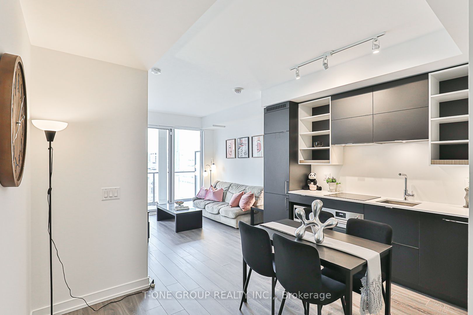 20 Edward St, #1712