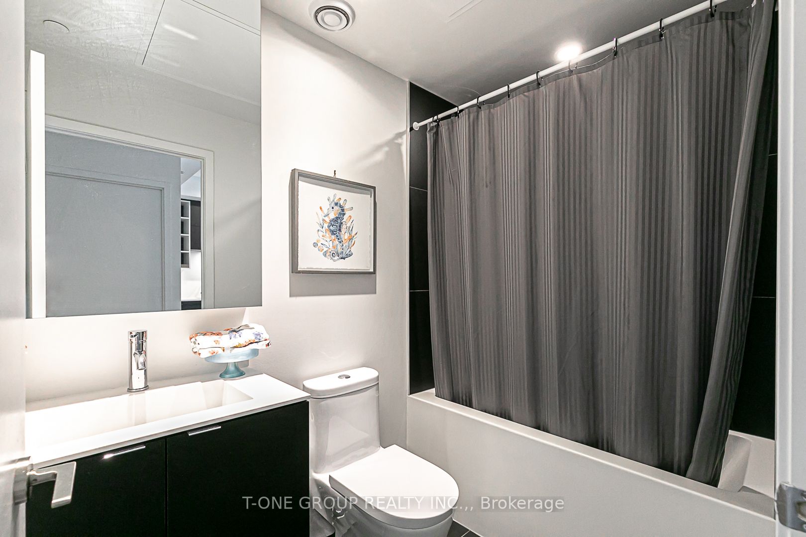 20 Edward St, #1712