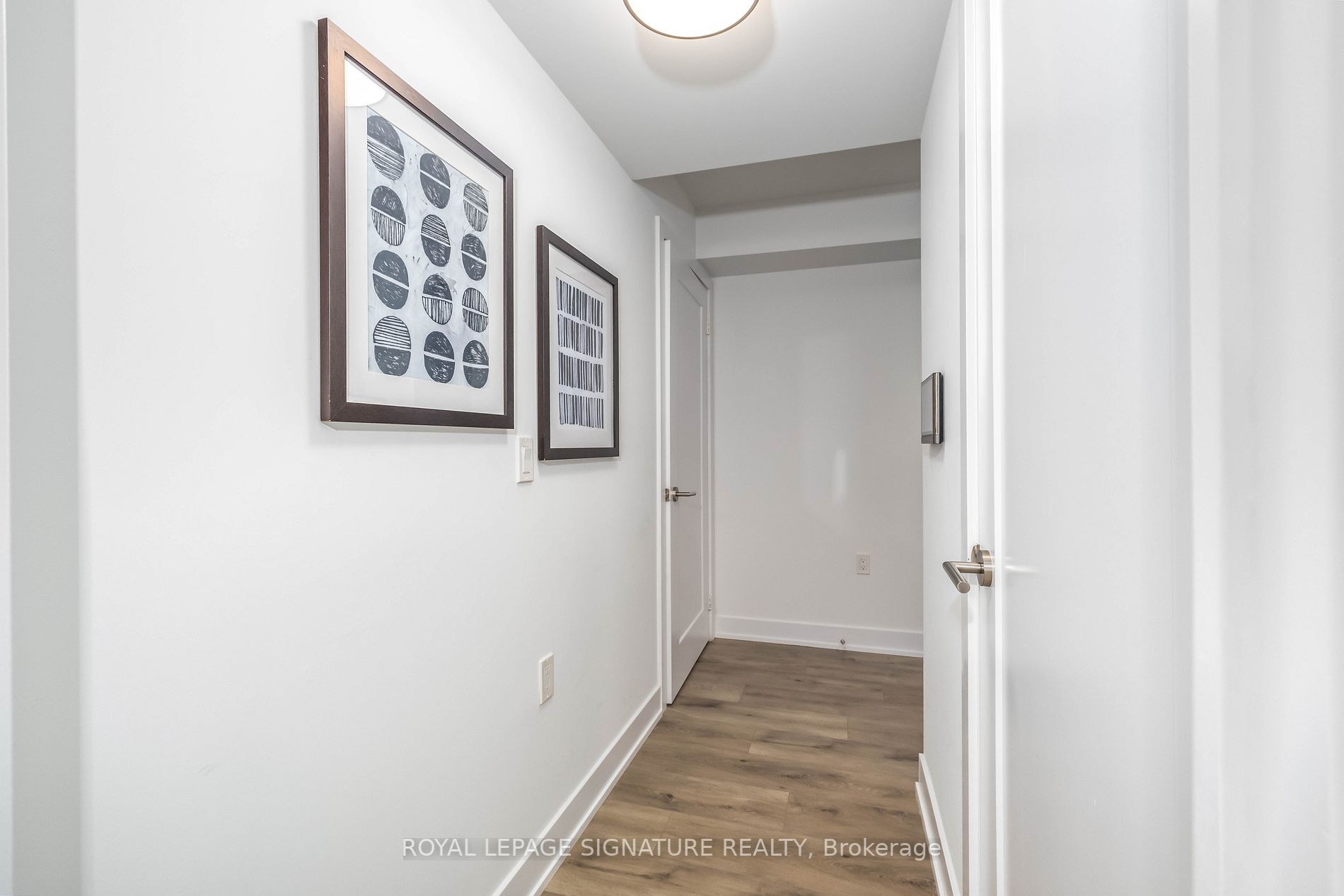585 Bloor St E, #1322