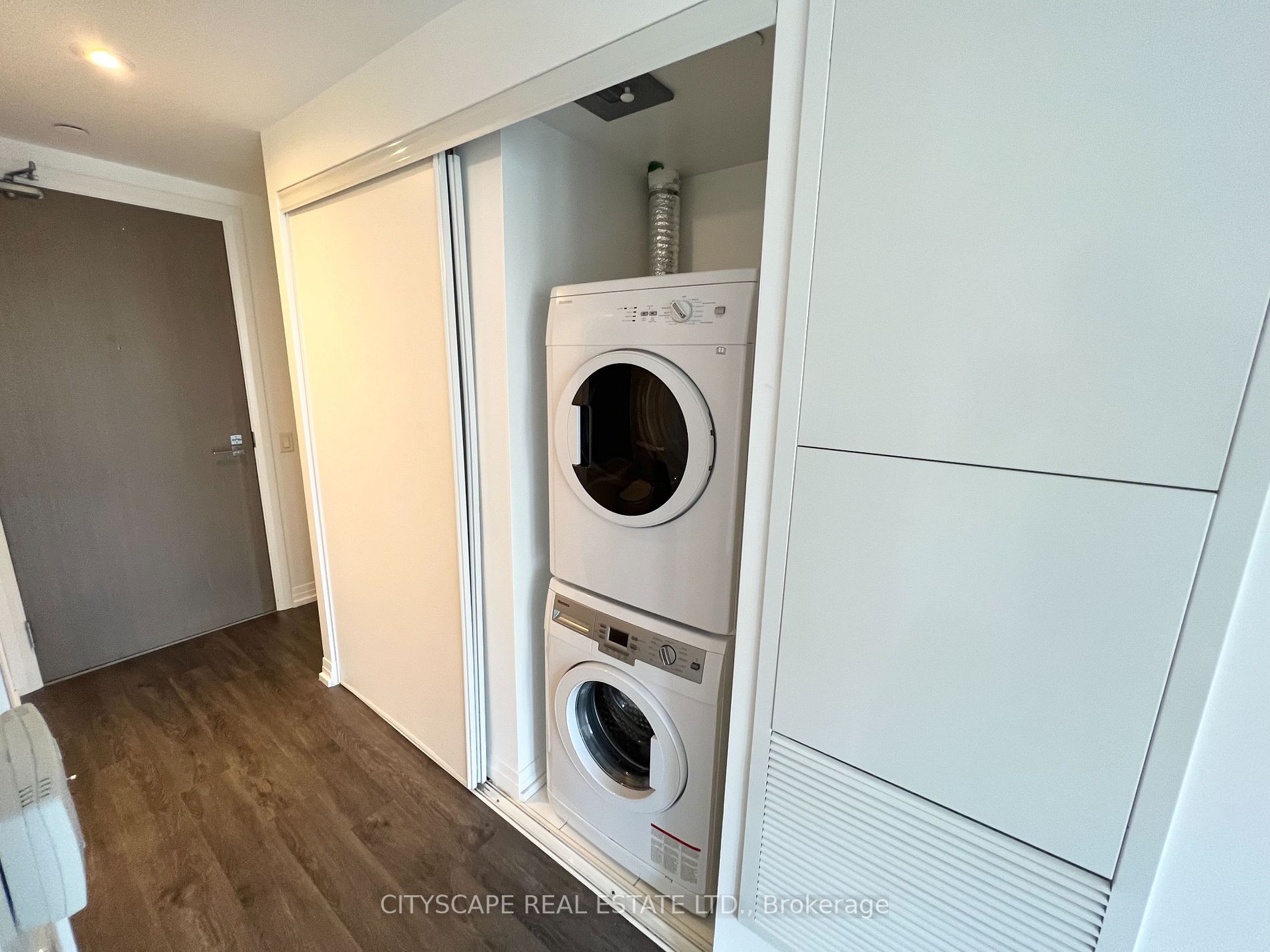 251 Jarvis St, #728